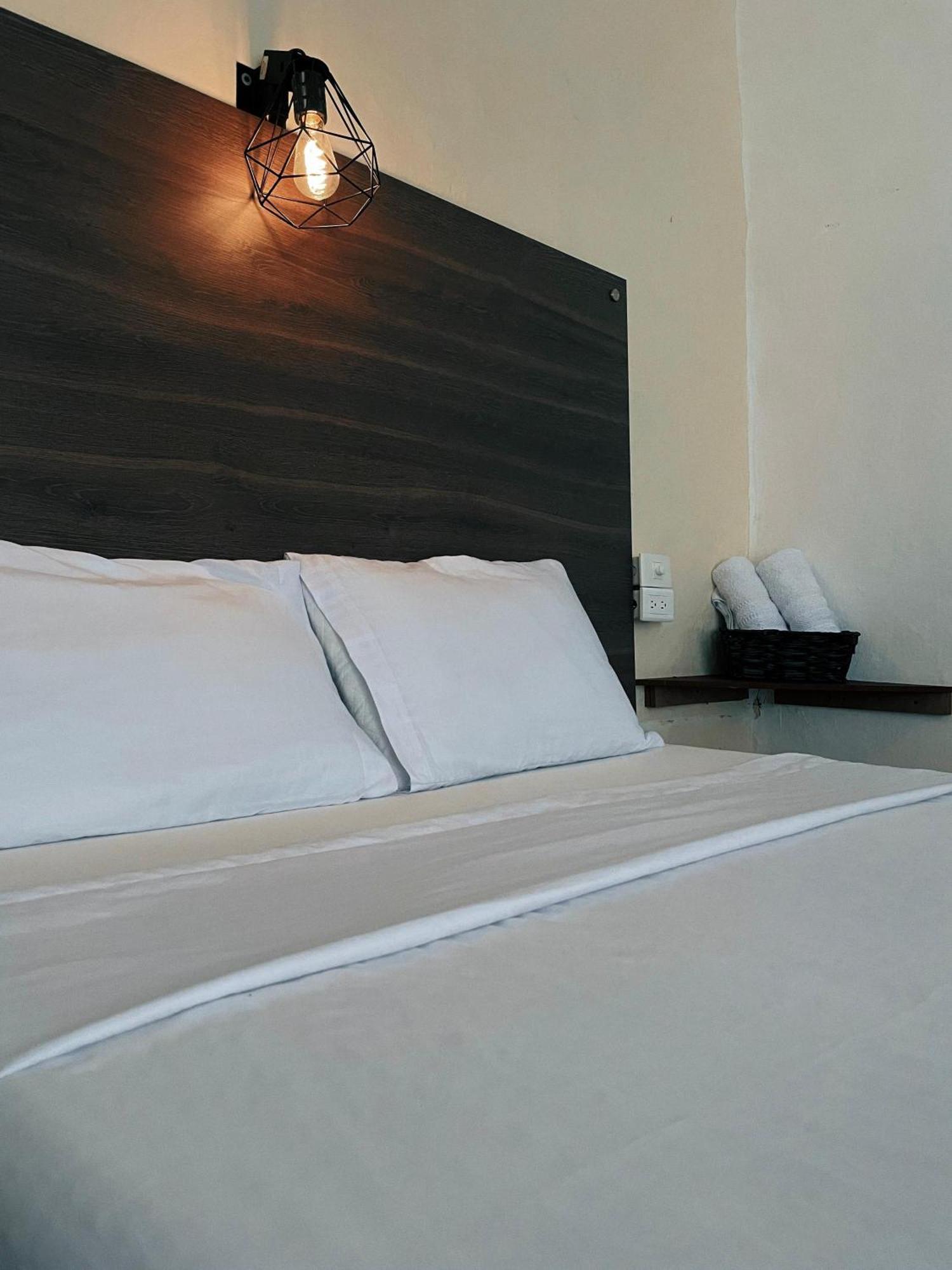 Origen Hostel Jardín Zewnętrze zdjęcie